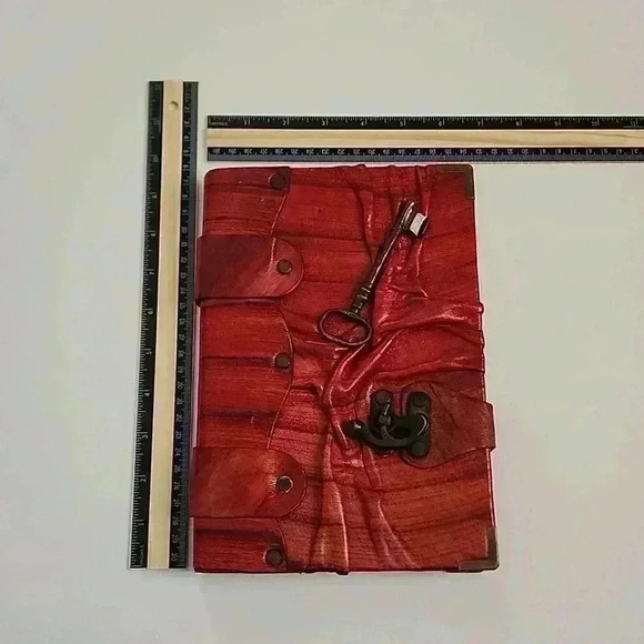 London Cherry Red Leather Journal Hand Made English (UK) Hook & Eye Closure - Picture 12 of 12